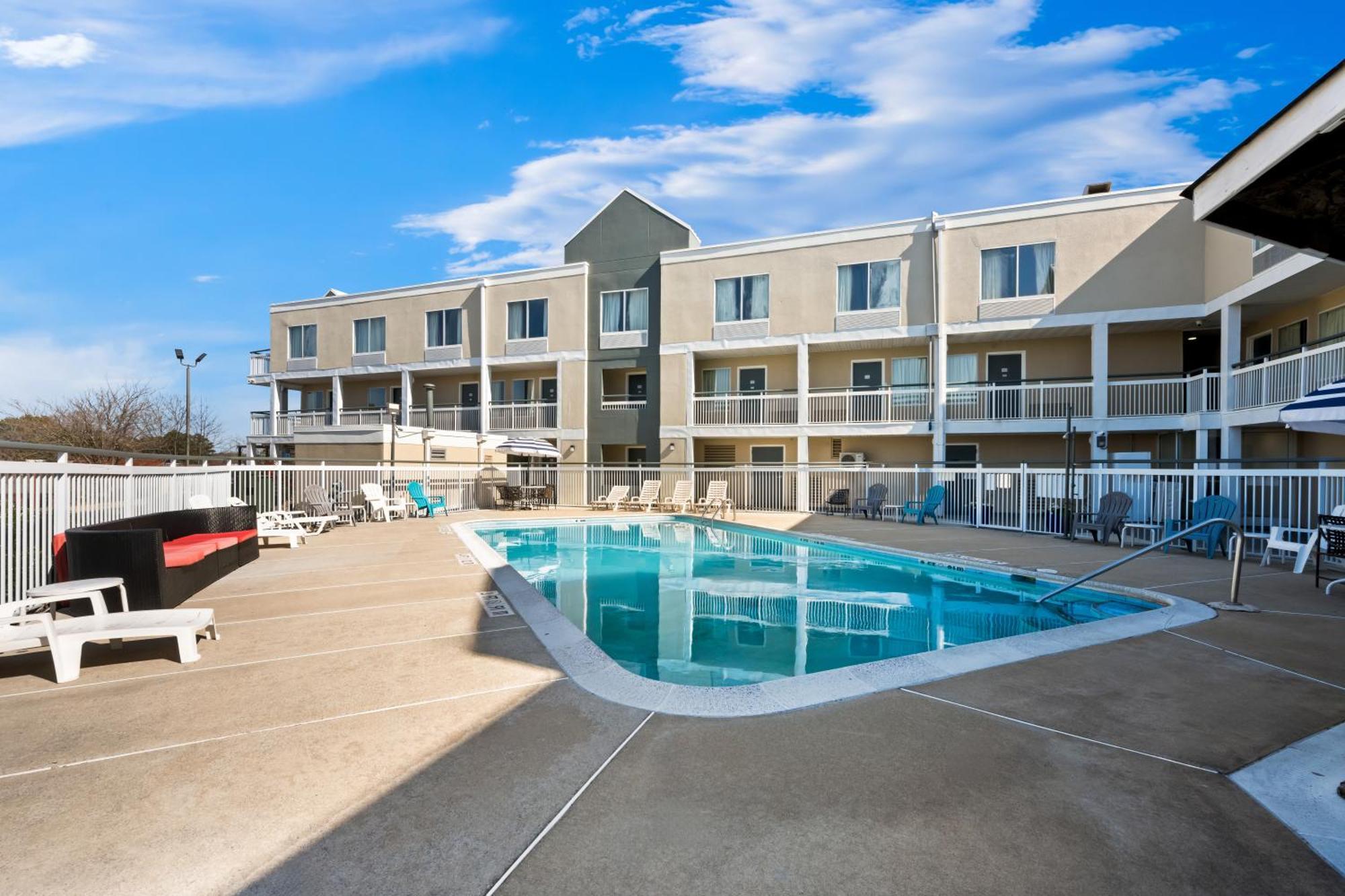 Quality Inn Rocky Mount Exterior photo